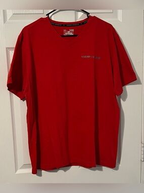 Under Armour Red Short-Sleeve V-Neck Performance Tee EUC
